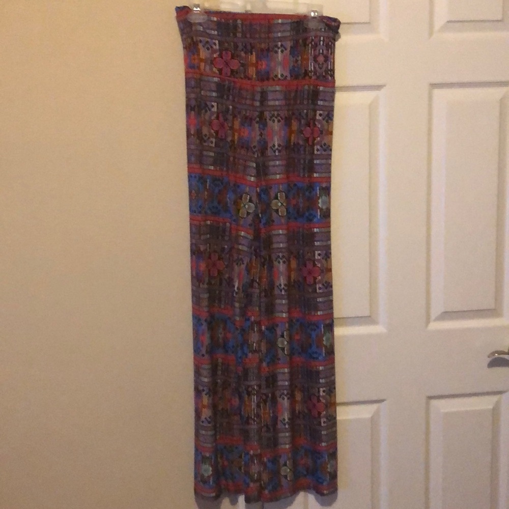 Lightweight, Stretchy, Polyester Material Pants - image 1